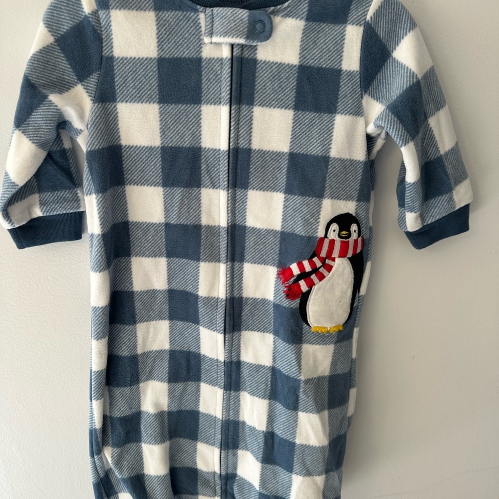Blue and White NWOT Carters Fleece Sleep Sack, size 0-9 months
